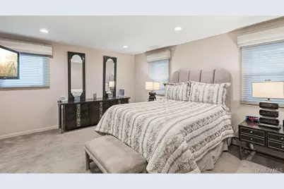 3 Aron Drive, Woodbury, NY 11797 - Photo 22