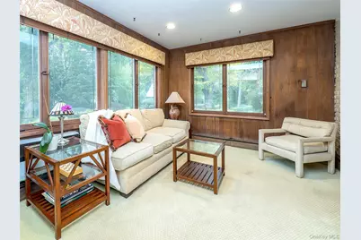 38 Wensley Drive, Great Neck, NY 11021 - Photo 8