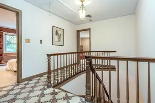 38 Wensley Dr, Great Neck, NY 11021 - Photo 20