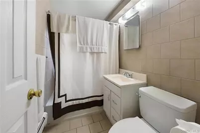 1096 Midland Avenue, Bronxville, NY 10708 - Photo 16