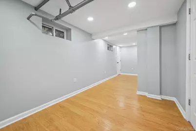 73 Broadway, Valley Stream, NY 11580 - Photo 30