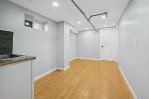 73 Broadway, Valley Stream, NY 11580 - Photo 28