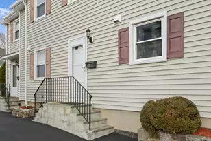 14 Harold Ave, Greenwich, CT 06830 - Photo 2