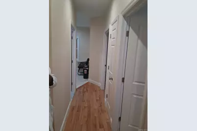 601 E 226th Street #2, Bronx, NY 10466 - Photo 8