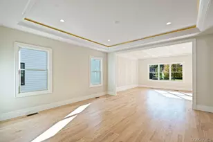 47 Netz Pl, Albertson, NY 11507 - Photo 10