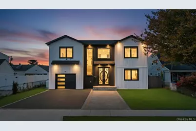 14 Bark Lane, Levittown, NY 11756 - Photo 1