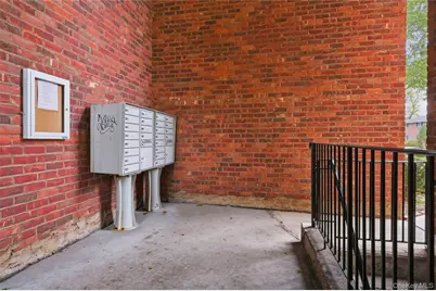 131 Edmunton Drive #G14, North Babylon, NY 11703 - Photo 24