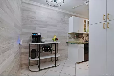 131 Edmunton Drive #G14, North Babylon, NY 11703 - Photo 12