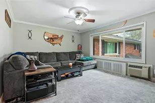 131 Edmunton Dr, North Babylon, NY 11703 - Photo 8