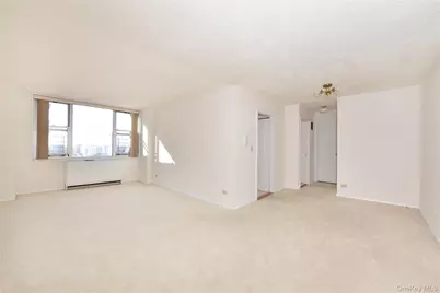 4140 Union Street #17H, Flushing, NY 11355 - Photo 4