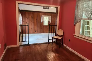 29 Red Barn Rd, Hyde Park, NY 12538 - Photo 10