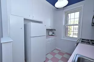 949 Palmer Rd, Bronxville, NY 10708 - Photo 12