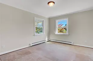 20 Gabon Ln, Coram, NY 11727 - Photo 20