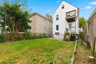 924 Hollywood Ave, Bronx, NY 10465 - Photo 24