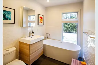 5 Southwood Lane, Quogue, NY 11959 - Photo 14