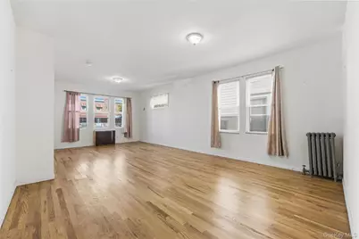 820 Penfield Street, Bronx, NY 10470 - Photo 4