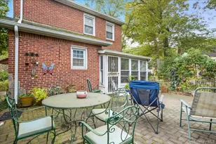101 W Elder Ave, Floral Park, NY 11001 - Photo 28