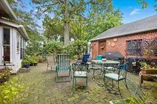 101 W Elder Ave, Floral Park, NY 11001 - Photo 26