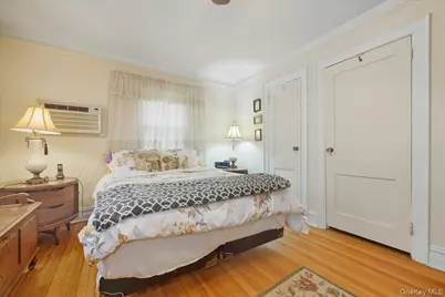 101 W Elder Avenue, Floral Park, NY 11001 - Photo 22