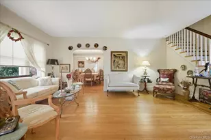 101 W Elder Ave, Floral Park, NY 11001 - Photo 8