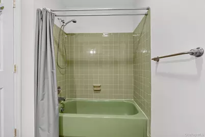 48 Sunny Brook Circle, Highland, NY 12528 - Photo 14