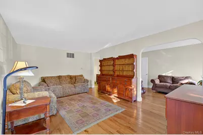 48 Sunny Brook Circle, Highland, NY 12528 - Photo 4