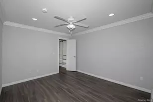 233 Cassa Loop, Holtsville, NY 11742 - Photo 10