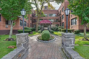 953 W Boston Post Rd, Mamaroneck, NY 10543 - Photo 2