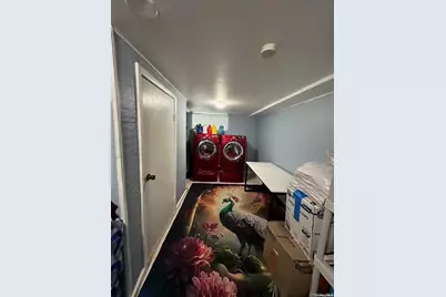 136 Acorn Avenue, Central Islip, NY 11722 - Photo 8