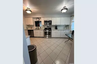 136 Acorn Avenue, Central Islip, NY 11722 - Photo 6