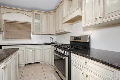 11 Laura Place #2, Spring Valley, NY 10977 - Photo 14