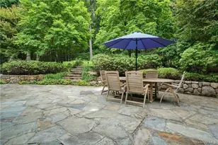 8 Brady Rd, Bedford Corners, NY 10549 - Photo 2