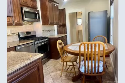 10723 96th Street, Ozone Park, NY 11417 - Photo 6