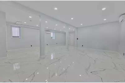 108 Bismark Avenue, Valley Stream, NY 11581 - Photo 22