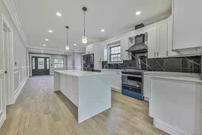 108 Bismark Avenue, Valley Stream, NY 11581 - Photo 16