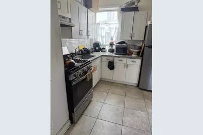 679 E 241st Street, Bronx, NY 10470 - Photo 6