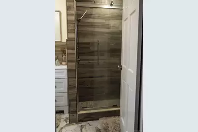 1023 Schuman Place, Baldwin, NY 11510 - Photo 16