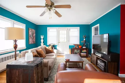 274 W Walnut Street, Long Beach, NY 11561 - Photo 2