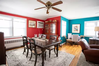 274 W Walnut Street, Long Beach, NY 11561 - Photo 2