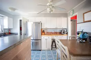 274 W Walnut St, Long Beach, NY 11561 - Photo 8