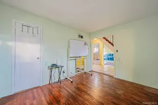 38 Somerset Road E, Amityville, NY 11701 - Photo 8