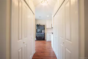 100 Baker Ct, Island Park, NY 11558 - Photo 14