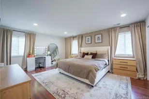 100 Baker Ct, Island Park, NY 11558 - Photo 16