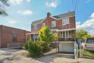 54-44 69th St, Maspeth, NY 11378 - Photo 2