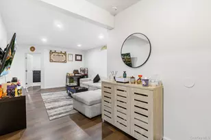 20 Wendell St, Hempstead, NY 11550 - Photo 8