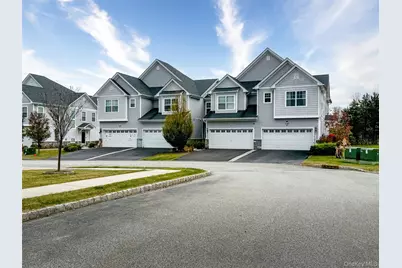 15 Lindentree Lane, Middletown, NY 10940 - Photo 1