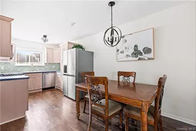 93 Gauguin Court #93, Middle Island, NY 11953 - Photo 8