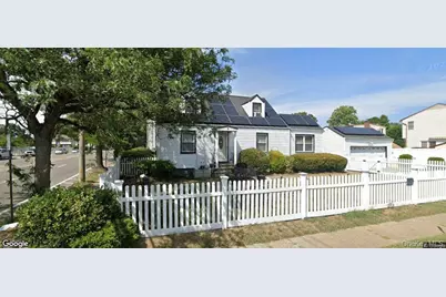 12 Enness Avenue, Bethpage, NY 11714 - Photo 2