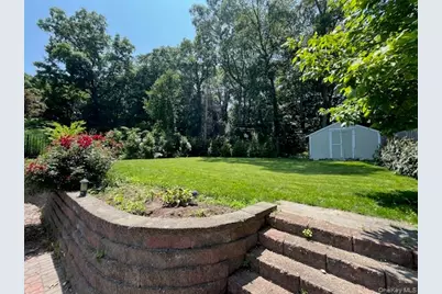 33 Goldenrod Avenue, Northport, NY 11768 - Photo 4