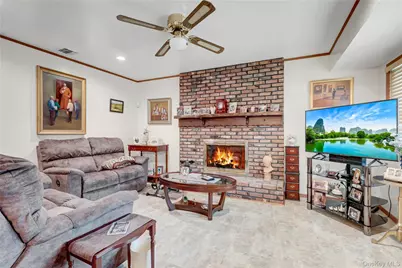 42 A S Mallard Avenue, Selden, NY 11784 - Photo 18